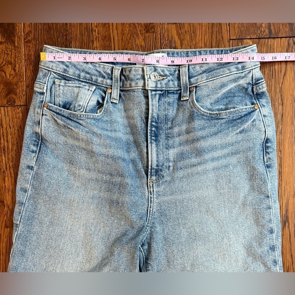 PAIGE Sold Out Stella High-Rise Straight Leg Jean in Light Wash (Leela) Size 29 - Picture 8 of 12